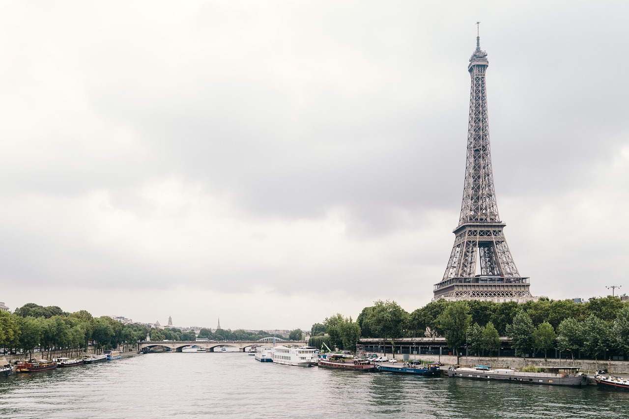 10 Atrakcji w Paryżu